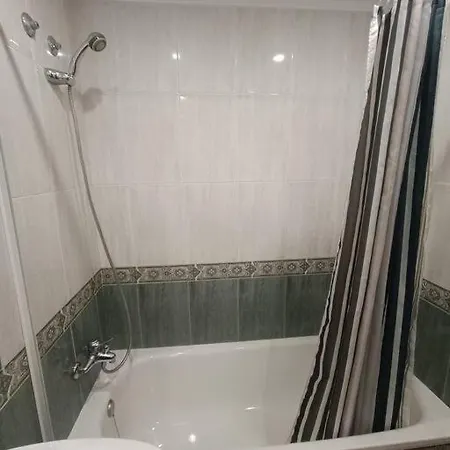 Apartamento Amplio Y Practico Cerca De La Playa * Huelva
