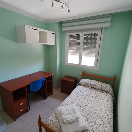 Apartamento Amplio Y Practico Cerca De La Playa * Huelva